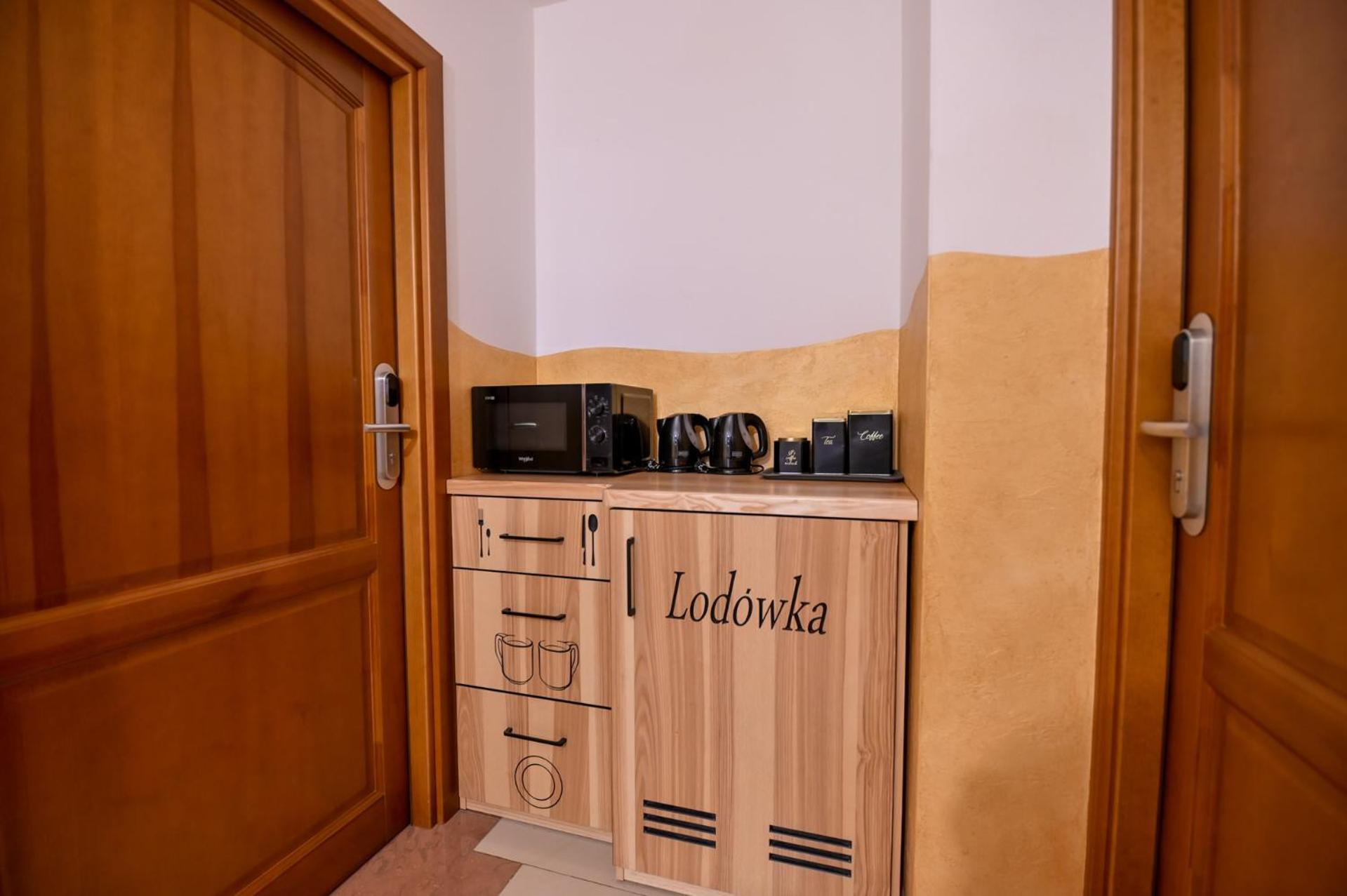 Pod Tatrami 2 - Swietna Lokalizacja, Obok Przystanku Ski Busa Oraz Restauracji, Duzy Parking Białka Tatrzańska Exterior foto